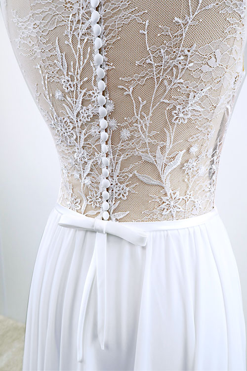 Hochzeitkleid oder Standesamtkleid Rona I-Linie mit Spitzenoberteil und transparentem Rückenteil
