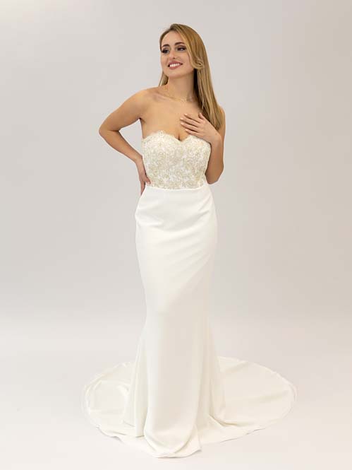 Fit N‘ Flare Brautkleid